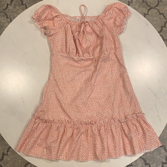 Dresses & Skirts - 🌸 Cute Summer Dress